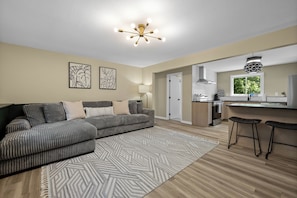 Living area - Cozy Black Hills Hub (Rapid City)