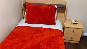 Fer et planche à repasser, Wi-Fi, draps fournis