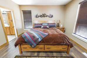 4 Schlafzimmer, Bügeleisen/Bügelbrett, Reisekinderbett, kostenloses WLAN