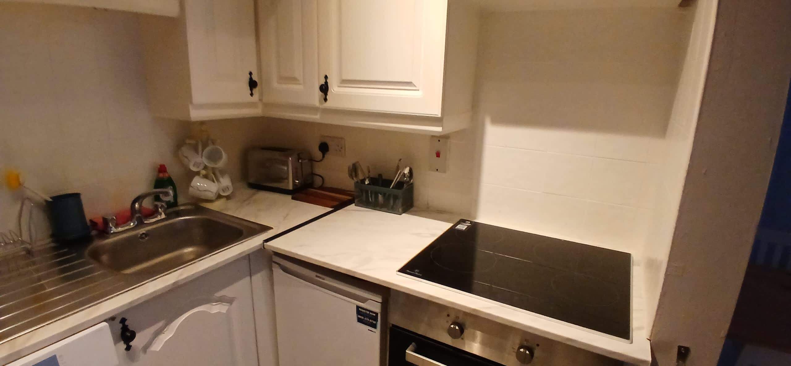 Fridge, oven, stovetop, toaster
