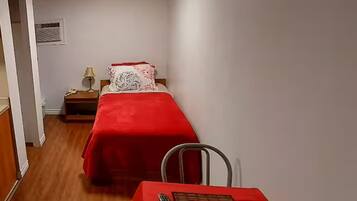 Fer et planche à repasser, Wi-Fi, draps fournis