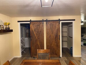 Interior - Elegant Country Home w/4 Bedrooms and Large Patio (Alamosa)