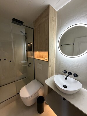Hair dryer - East Parade Collection, Opaz House Flat 2 (North Yorkshire)