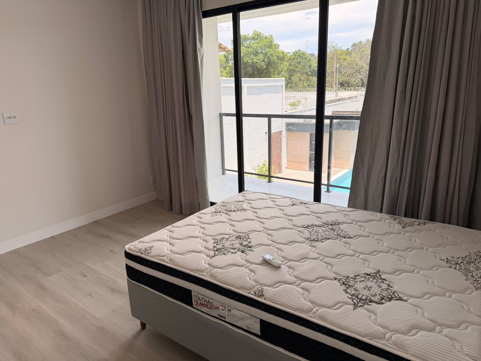 Comfort Room, Balcony, Garden View