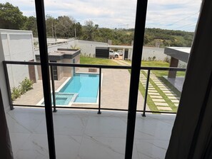 Comfort Room, Balcony, Garden View | Pool | Outdoor pool - Alto da Vargem Espaço Premium (Contagem)