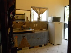 Microwave, coffee/tea maker, toaster