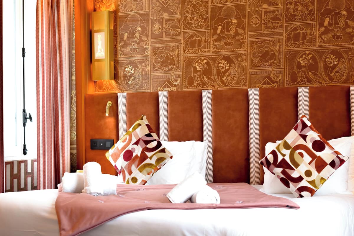 Quarto casal ou duplo panorâmico, sacada, vista para a cidade | Cofres nos quartos, escrivaninha, cortinas blackout