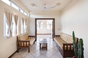 Interior - King beds, Starlink, Ocean Views, Steps to beach. (Puerto escondido Oaxaca)