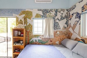 Room - Steps from the beach - easy checkin (Brisas de Zicatela)