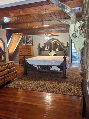 4 Schlafzimmer, Bügeleisen/Bügelbrett, WLAN, Bettwäsche