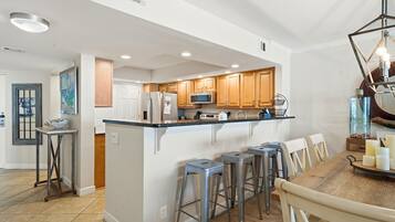 Condo, Multiple Beds (SeaSpray East 625-Gulf Front) | Dining