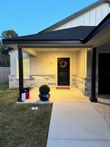Peaceful neighborhood 3-bedroom home in charming Belton near UMHB and Temple