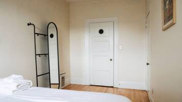 Een strijkplank/strijkijzer, wifi