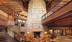 Interior - The Ritz-Carlton Club, Lake Tahoe 3 Bedroom Luxurious Residence (Truckee)