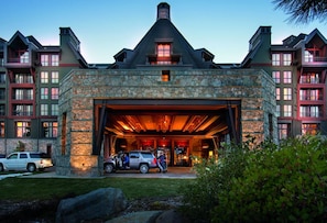 Exterior - The Ritz-Carlton Club, Lake Tahoe 3 Bedroom Luxurious Residence (Truckee)