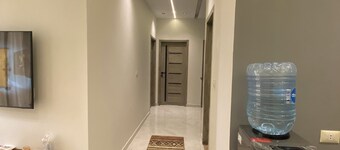 Spacious 3-bedroom apartment in soothing Hurghada with AC
