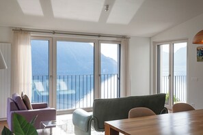 Interior - La Gemma del Ceresio 2 (magnificient lake Lugano view, terrace, garden, parking) (Lugano)