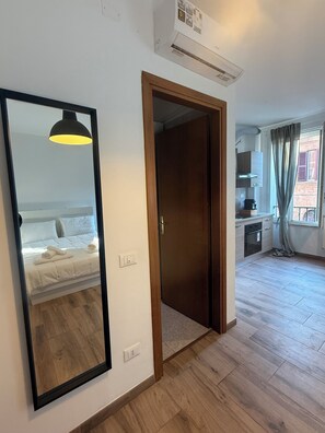 Iron/ironing board, WiFi, bed sheets - House of Franka (Ravenna)