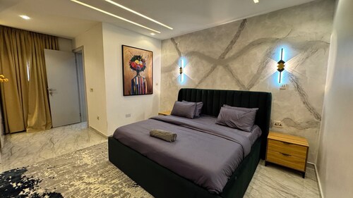 Luxury 4bedroom semidetached House
