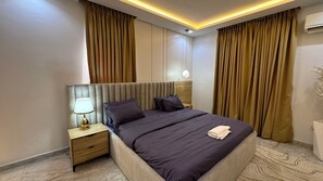 4 habitaciones, tabla de planchar con plancha y wifi gratis 