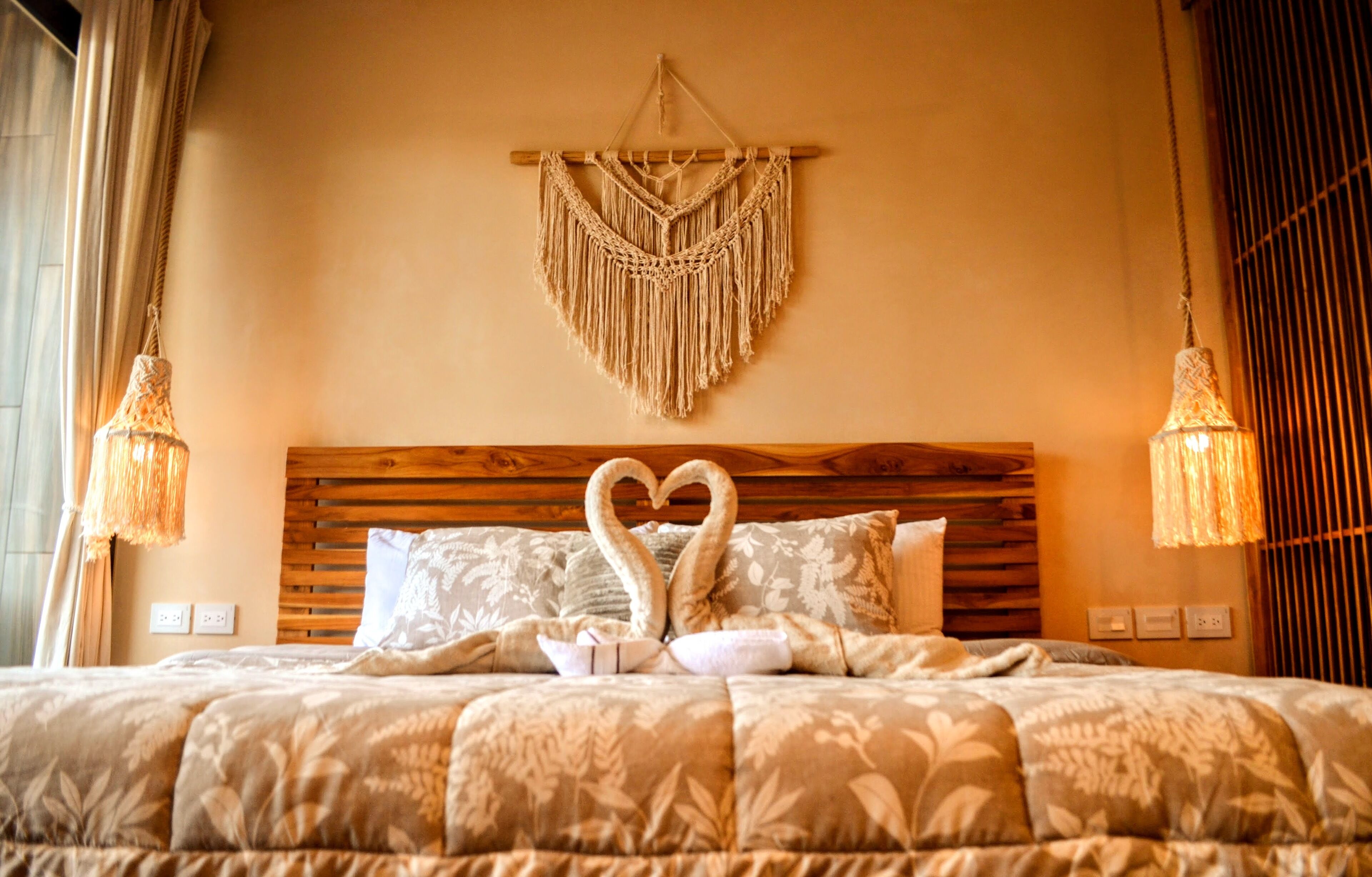 Leilighet – deluxe, sjøutsikt | Safe på rommet, strykejern/-brett og wi-fi (inkludert)