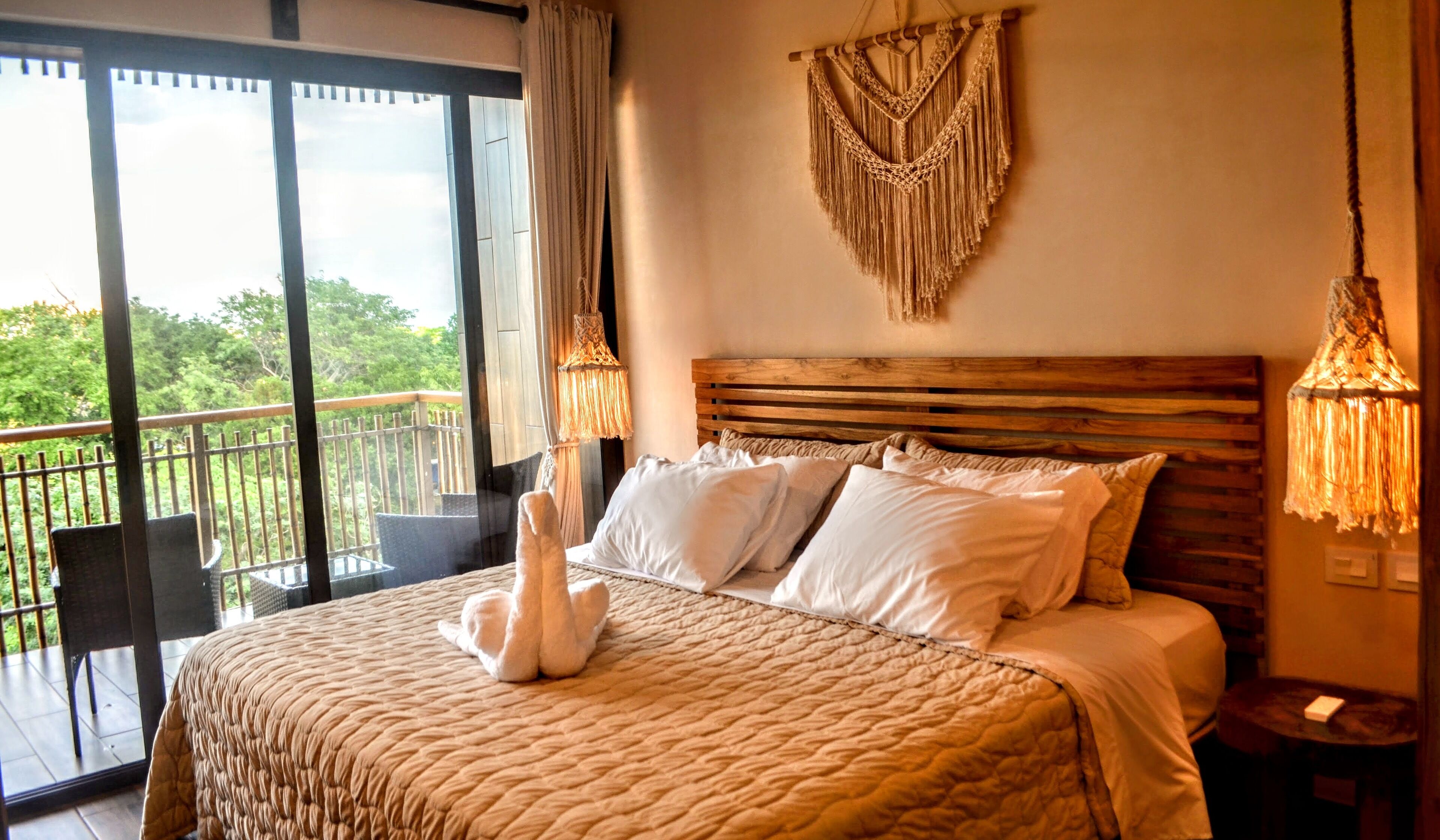 Studiosuite – deluxe, sjøutsikt | Safe på rommet, strykejern/-brett og wi-fi (inkludert)