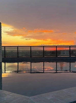 15 outdoor pools - Skyline flat intercity  (Manaus)