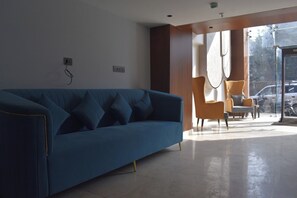 Interior - Hotel Sukoon - 2mins Connaught Place (New Delhi)