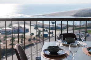 Outdoor dining - WELCS APARTMENT 309 EMP near the ocean (Empuriabrava)