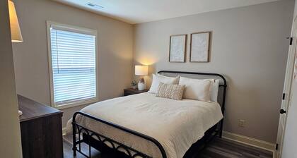 Chandler Stays in West Florence