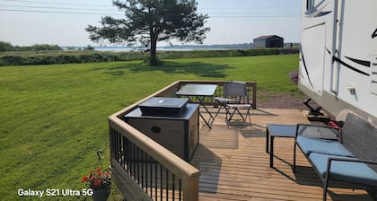 Little Cape RV near harbor and beaches, front bedroom and rear bunk room sleep 6