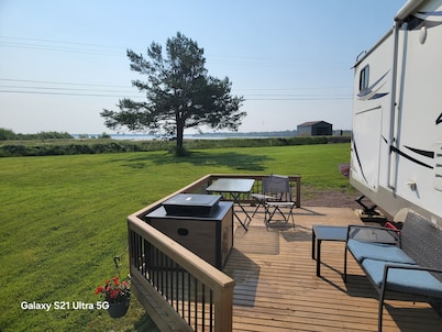Little Cape RV near harbor and beaches, front bedroom and rear bunk room sleep 6