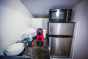 Refrigerador, microondas