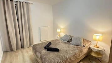 Bügeleisen/Bügelbrett, WLAN, Bettwäsche