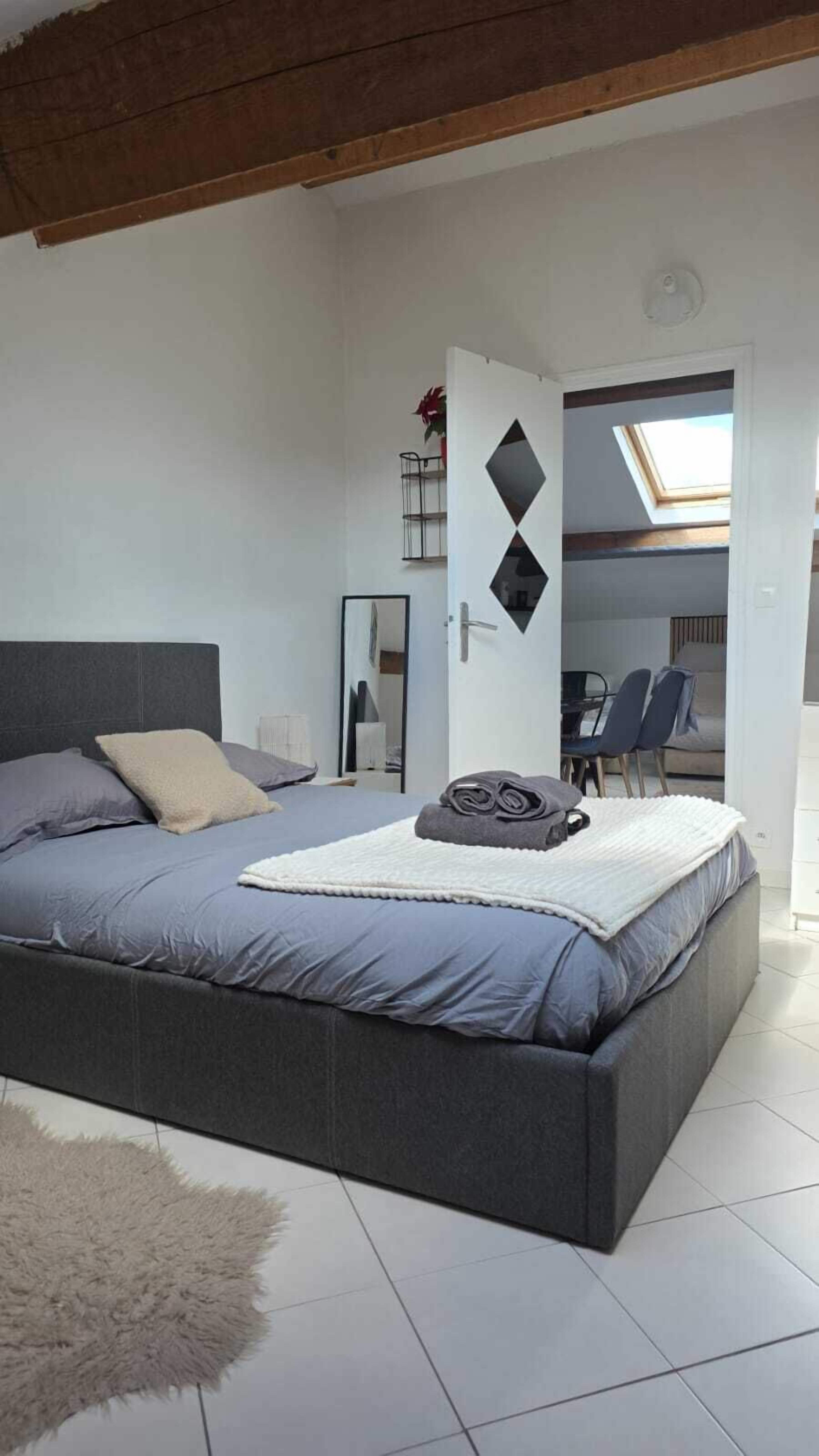 2 bedrooms, in-room safe, iron/ironing board, WiFi
