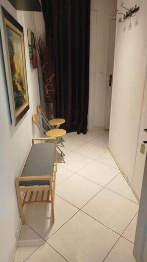 Interior - Pretty T3 circuit with shared pool (optional) (La Ferté-Gaucher)