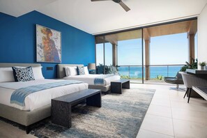7 Schlafzimmer, Zimmersafe, Schreibtisch, Bügeleisen/Bügelbrett