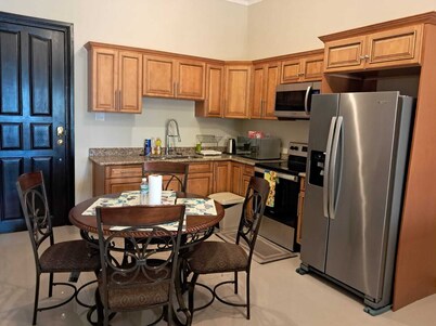 2-bedroom condo in delightful Kingston with cool AC