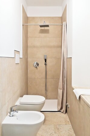 Bathroom - Agriturismo L'Uliveto Equestre (Foligno)