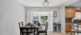 Modern Executive Stay at 211 South Lake Drive – Lehigh Acres, FL