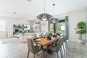 Dining - 9 bedroom Villa, Themed Rooms, Game Room, Movie (Four Corners)