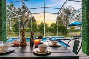 Dining - 9 bedroom Villa, Themed Rooms, Game Room, Movie (Four Corners)
