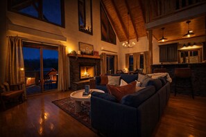 Smart TV, fireplace, video games - NEW! Stunning 4BR Cabin w/Hot Tub, Fire Pit, Pool Table, Arcades & Pool Access (Sevierville)