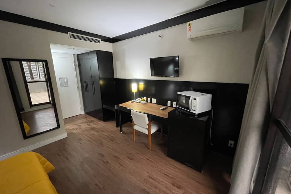 FARIA LIMA HOTEL COM VARANDA GARDEN