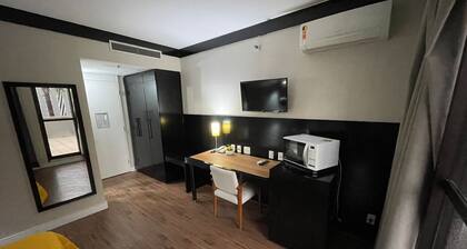 FARIA LIMA HOTEL COM VARANDA GARDEN