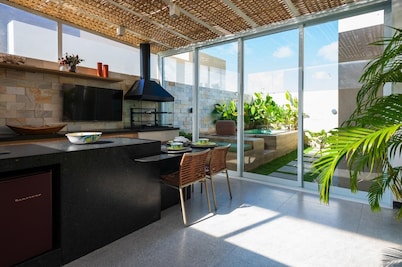 Luxury Chalet with Pool, New Development in Barra dos Coqueiros, Sergipe