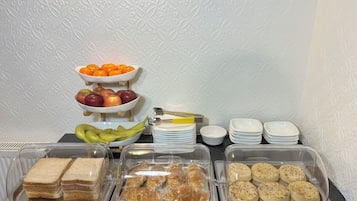Desayuno continental gratuito y diario