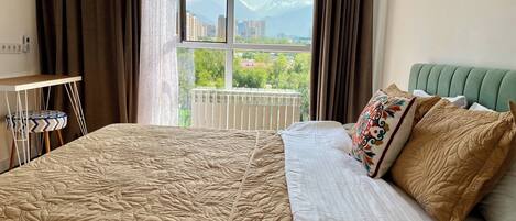 Fer et planche à repasser, accès Internet, draps fournis