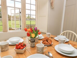 Dining - The Smithy (Moreton-in-Marsh)
