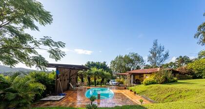 Casa de Campo com Piscina, Sinuca e Churrasqueira